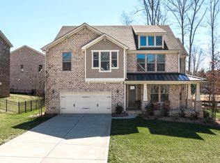 215 Kingsdown Ave, Charlotte, NC 28270