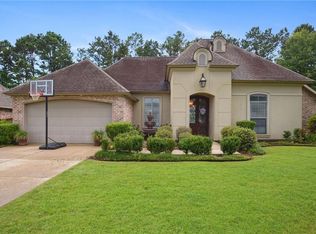 237 Fairfield Oaks Dr, Madisonville, LA 70447
