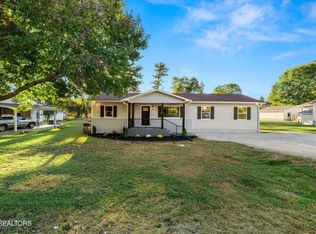 222 Starrett St, Sweetwater, TN 37874