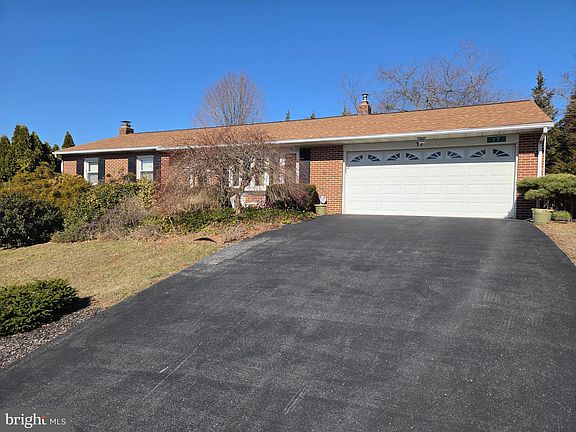 2nd image of 17 Independence Dr