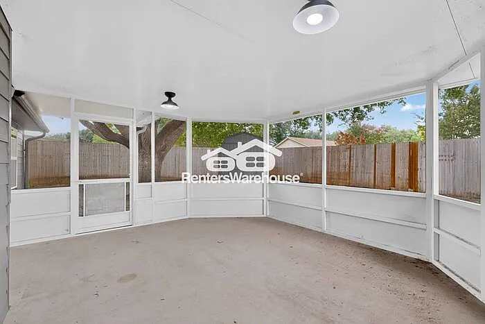 3945 Spoonwood Ln — Photo 37