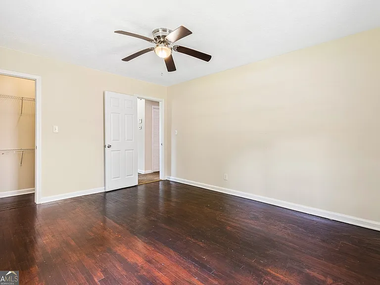 4150 Hanes Dr — Photo 10