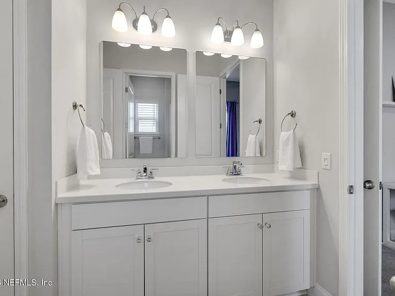 102 Seabrook Dr — Photo 45