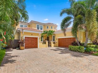 222 Miramar Blvd NE, Saint Petersburg, FL 33704