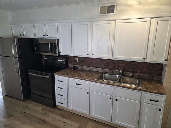 5th image of 2102 Chestnut Ave