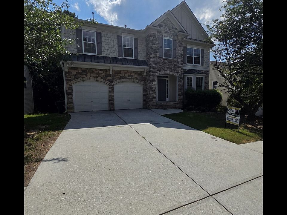 1st image of 1402 Preserve Park Dr