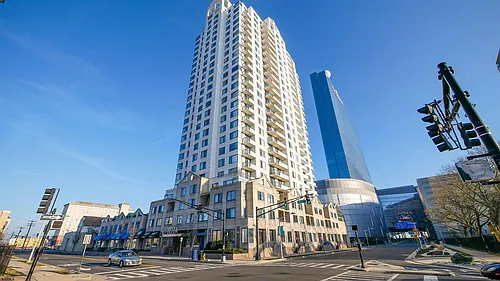 526 Pacific Ave Photo 1