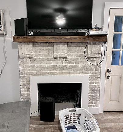 5th image of 215 Ronnoc Ln #1