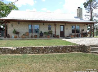 3211 Fm 2200 W, Moore, TX 78057