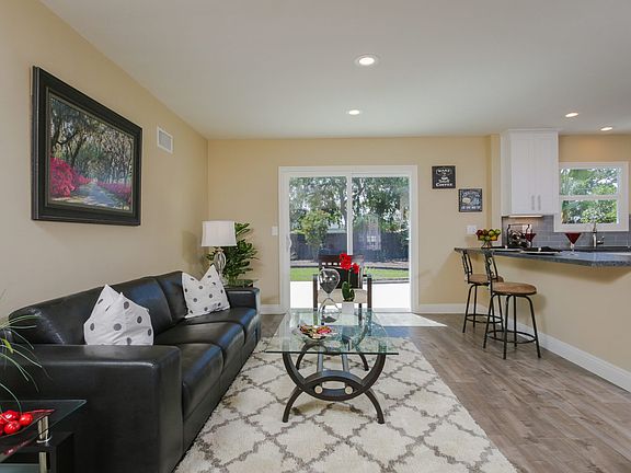 4th image of 6632 Clara Lee Ave