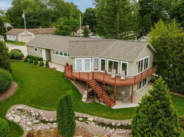 N50W35310 Wisconsin AVENUE, Oconomowoc, WI 53066