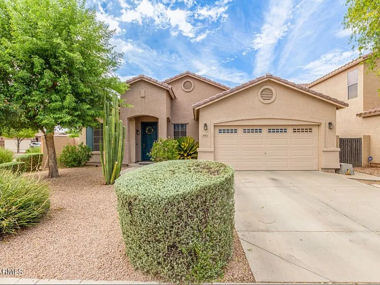 30984 N Obsidian Dr — Photo 1