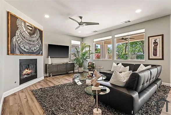 3 bed, 1920 sqft, $3,500 — Photo 3