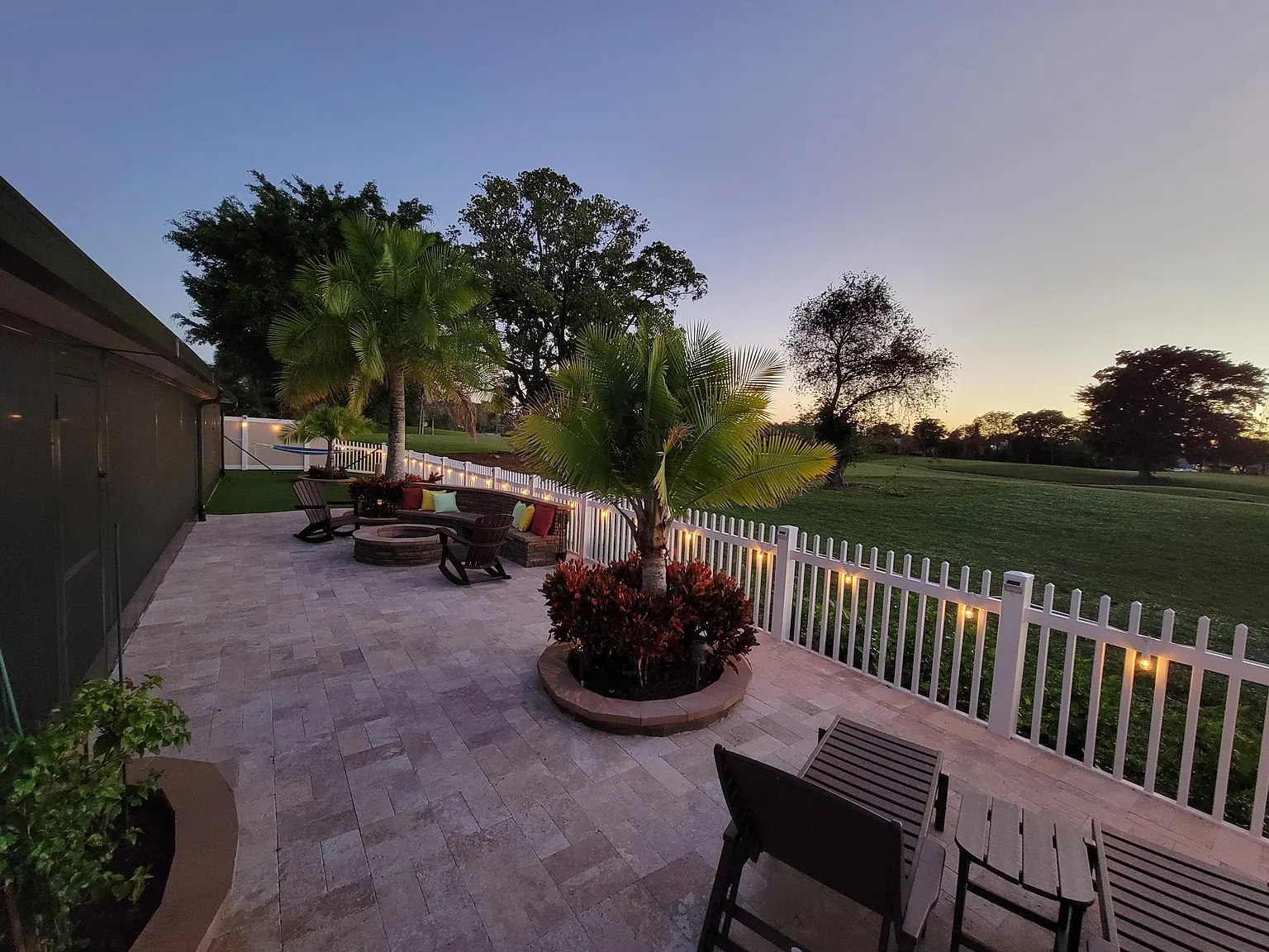 4 bed, 2.5 bath, 2672 sqft, $4,900 — Photo 4
