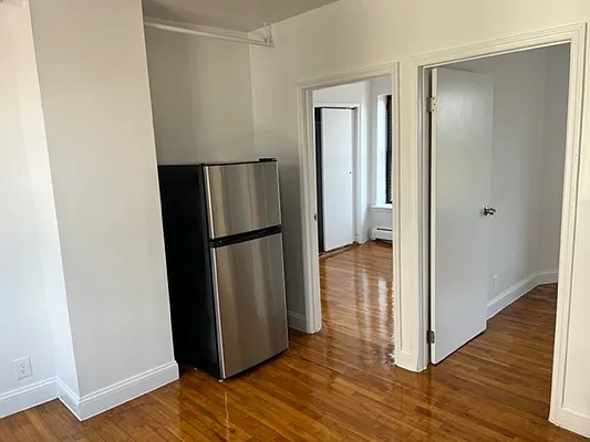 Rented by REAL New York | media 12