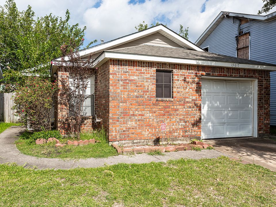 1st image of 15617 Martineau St