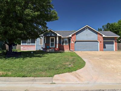 115 N Devinshire Ave, Bentley, KS, 67016