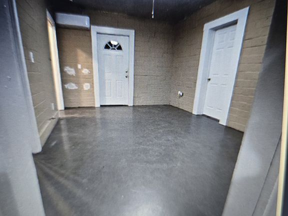 2nd image of 662 Avenue H