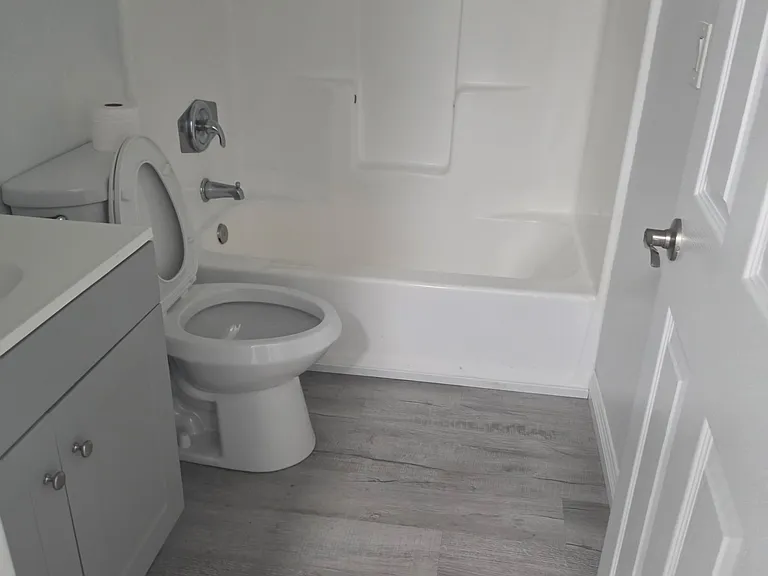 515 Fein Ave #3 — Photo 11