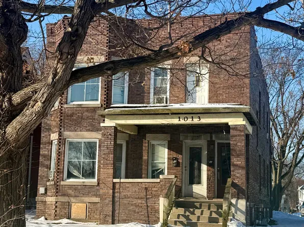 1013 7th St, Rockford, IL 61104