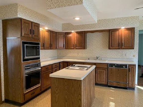 5th image of 4776 Huxley Dr
