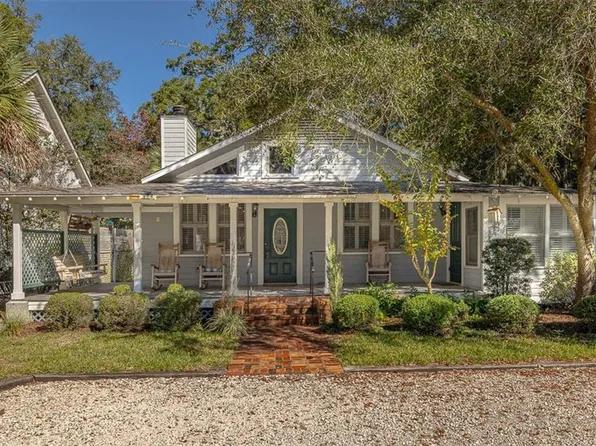 553 Magnolia Ave, Saint Simons Island, GA 31522