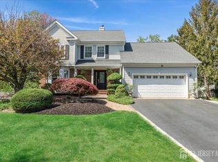 11 Cardinal Ct, Old Bridge, NJ 08857