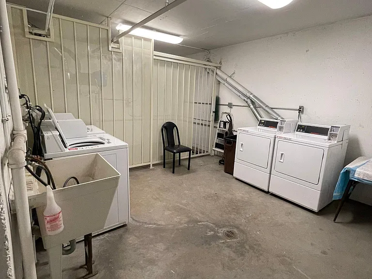 829 N San Vicente Blvd #9 — Photo 13