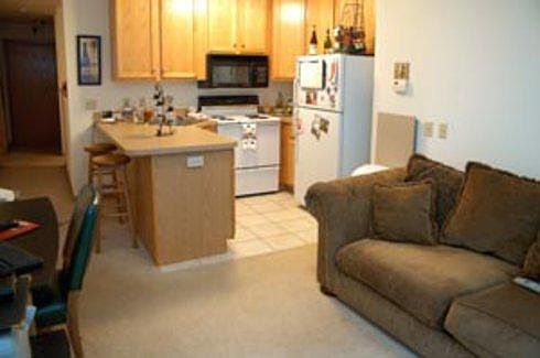 2nd image of 21 N Butler St APT 203