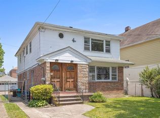 8817 196th St, Hollis, NY 11423