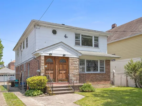 88-17 196 Street, Hollis, NY 11423