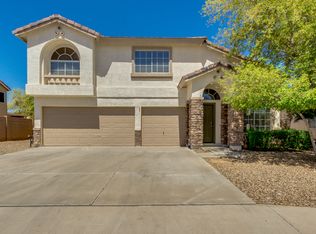 870 E Stirrup Ln, San Tan Valley, AZ 85143
