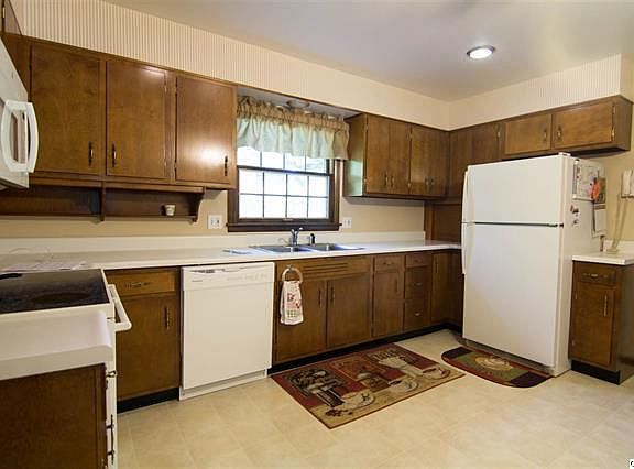 Home for Sale in Quincy, IL $183,900