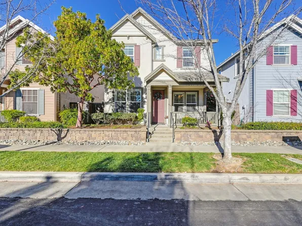 3201 Parkham Dr, Roseville, CA 95747