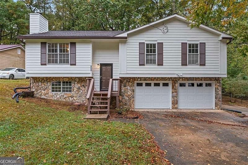 1st image of 3881 Bentley Dr