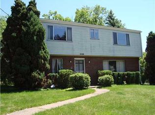5169 Rosecrest Dr, Pittsburgh, PA