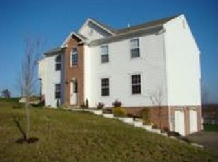 1447 Sandstone Ct W, Tarentum, PA