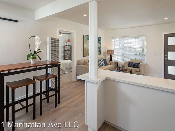 4th image of 715 S Prospect Ave #3128522