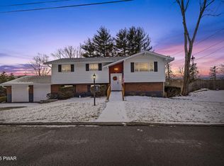 20 Elizabeth Ave, Honesdale, PA 18431