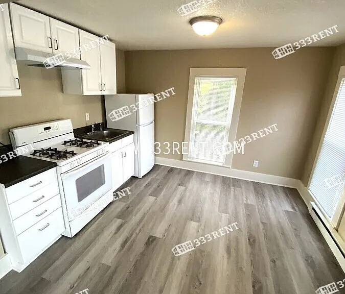 161 Clark Ave #C — Photo 1