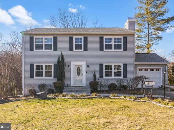 3488 Lyon Park Ct, Woodbridge, VA 22192