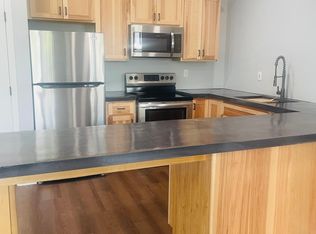 27 Farview St, Carbondale, PA 18407