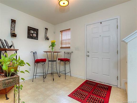 4th image of 4919 Autumn Oak Dr #37