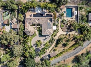 2540 1/8 Foothill Dr, Vista, CA 92084