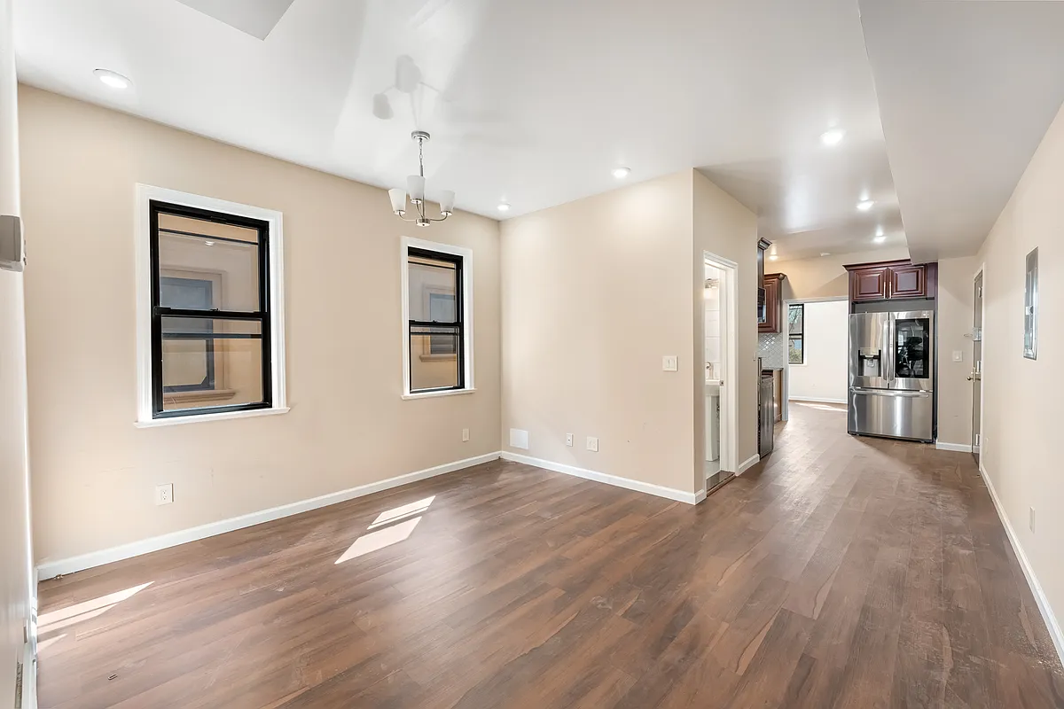 Building Photo - 120 Paine Ave #1R