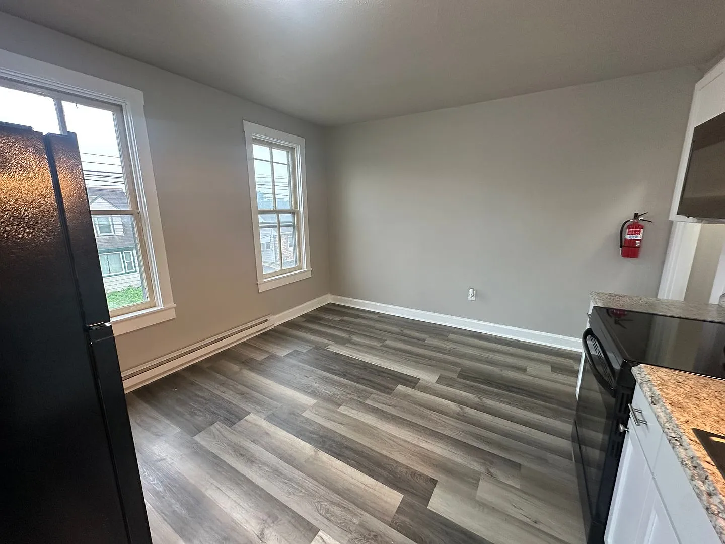 39 East Willow Street — Photo 3
