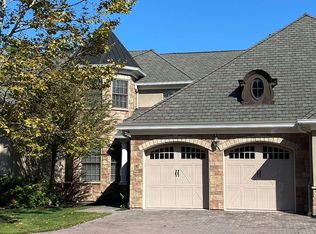 57 Windsor Ln, Ramsey, NJ 07446