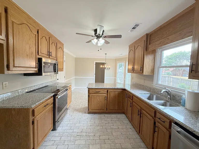 106 Teal Park Ln — Photo 12