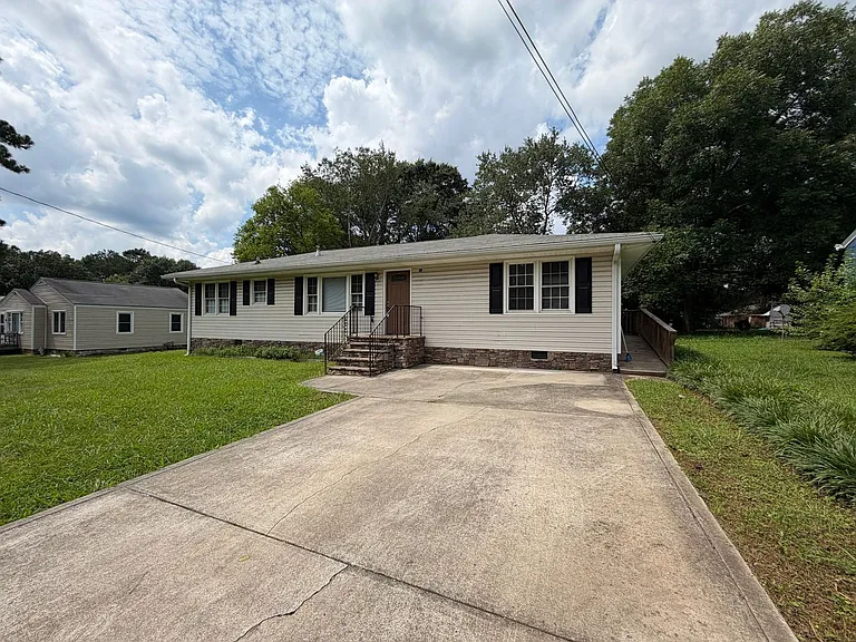 113 Hawthorne St SE — Photo 19