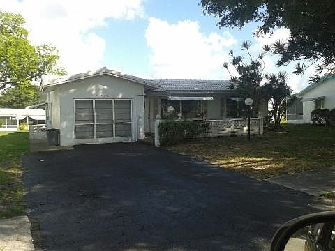 3rd image of 1461 Campanelli Dr W